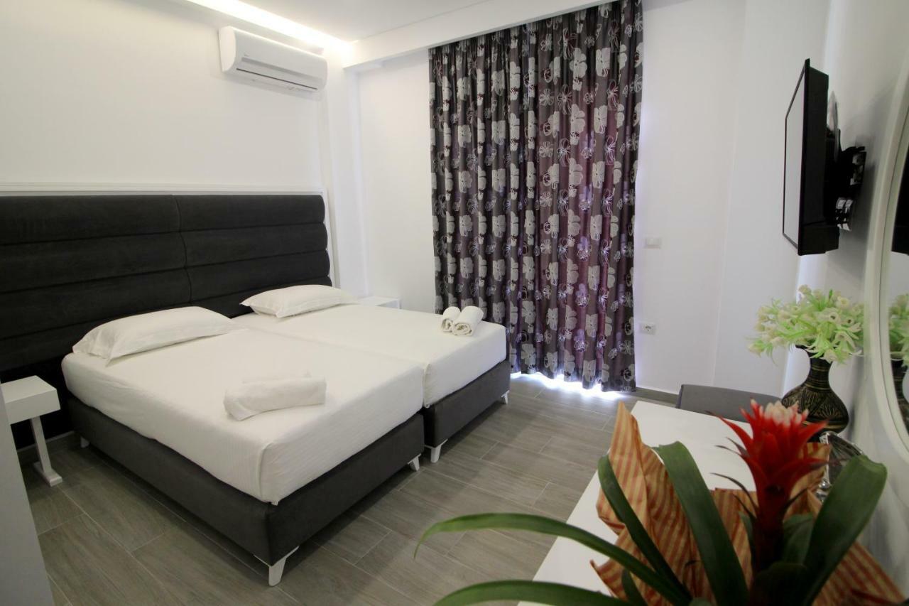 Edina By Hp Hotel Sarande Exterior photo