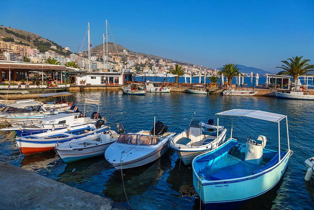 Edina By Hp Hotel Sarande Exterior photo