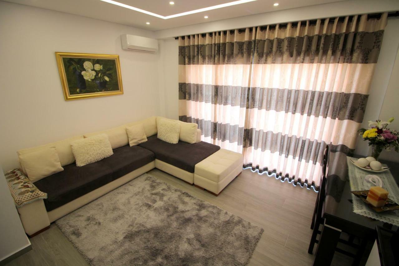 Edina By Hp Hotel Sarande Exterior photo