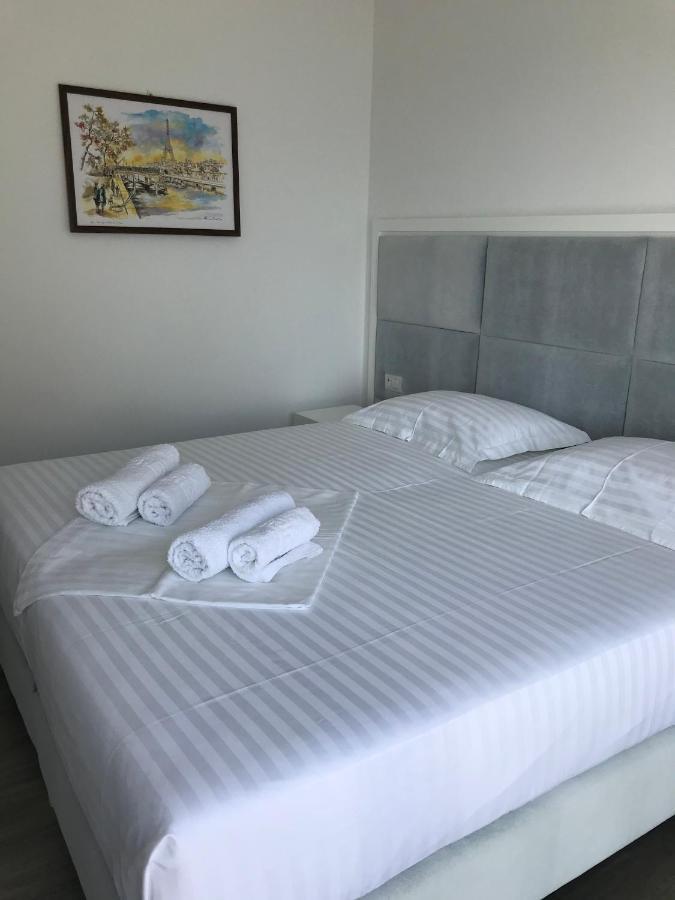 Edina By Hp Hotel Sarande Exterior photo